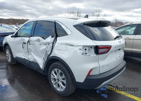 2024 Ford Escape Active z USA, uszkodzony, nr VIN 1FMCU0GN3RUA82679